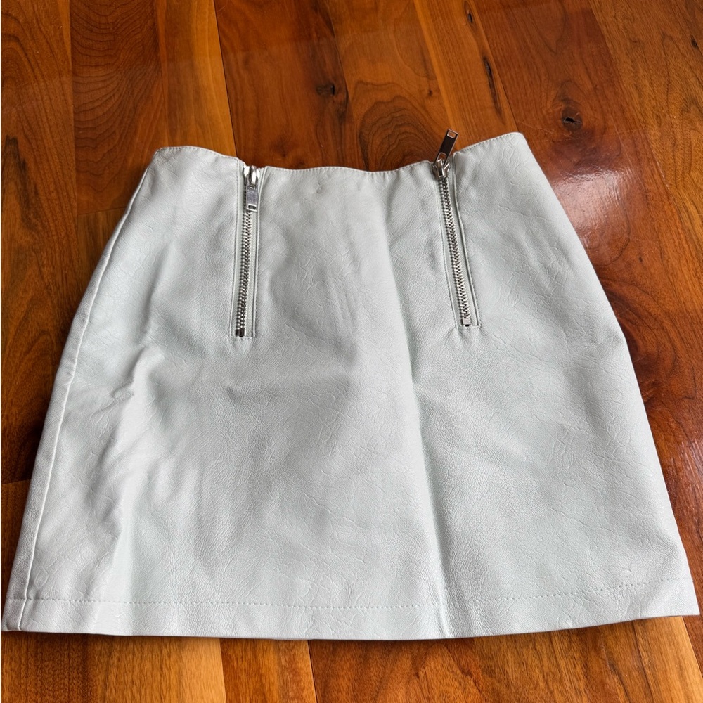 Forever 21 Cream A-Line Mini Skirt for Work